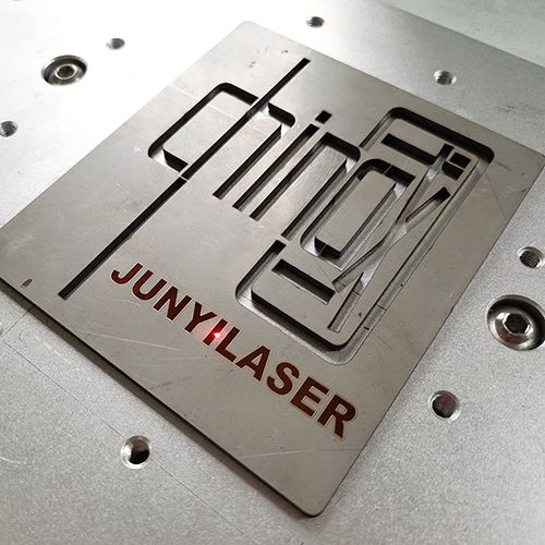 Fiber Laser Cutting Machine (Medium-thickness Metal Cutting)